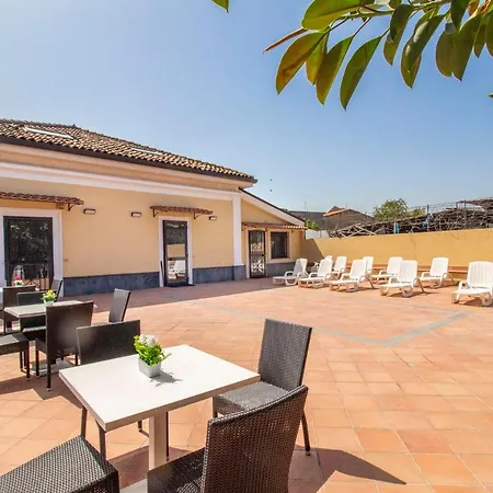 Apart Otel Royal Playa And -private Parking- Self Chek Out *