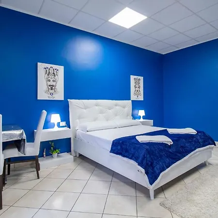 Royal Playa And -private Parking- Self Chek Out Apart Otel