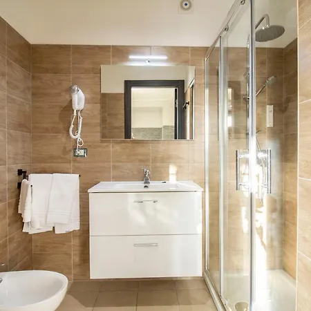 Apart Otel Royal Playa And -private Parking- Self Chek Out Katanya